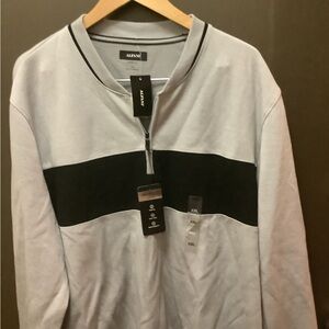 Alfani Gray and Black Zip Up Sweater with‎ Modern Design